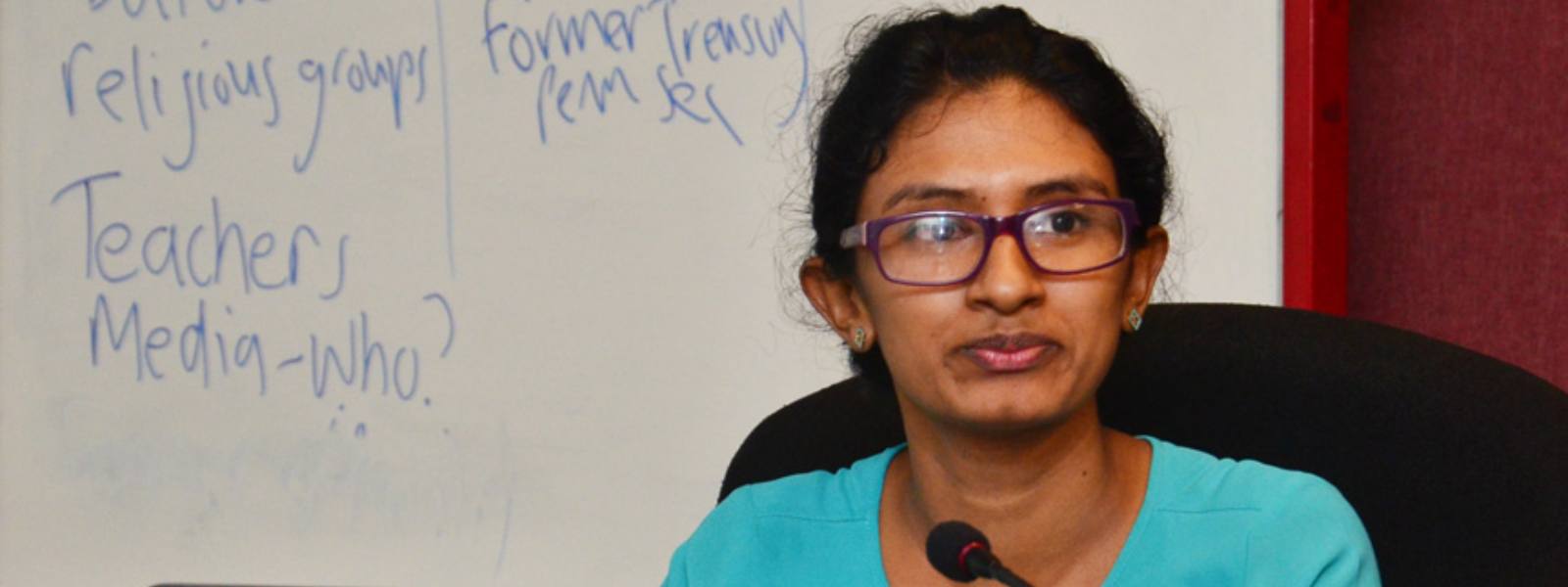 First Recipient of the Saman Kelegama Memorial Research Grant 2018 Presents Preliminary Findings