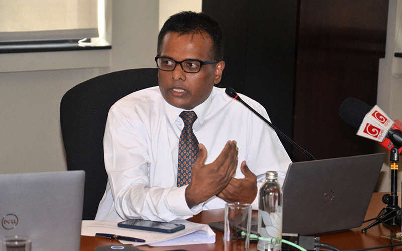 Dr Asanka Wijesinghe Presents Insights on the Economic Consequences of US Tariffs
